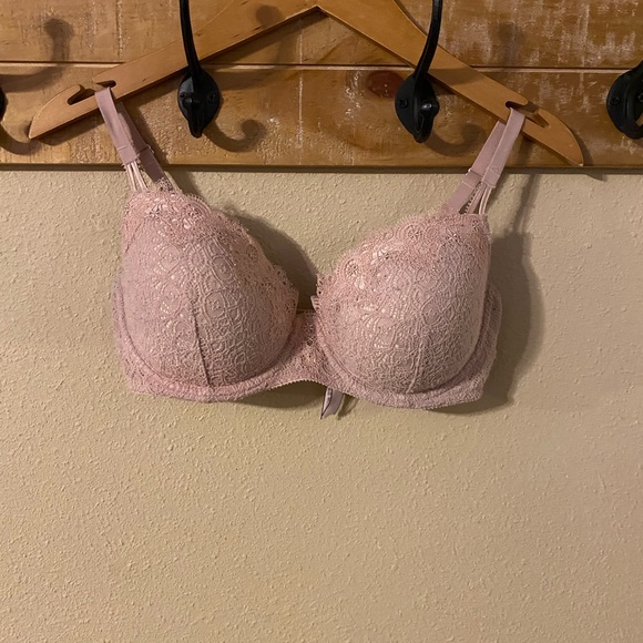 Victoria's Secret Other - Victoria’s Secret bra 34 DD